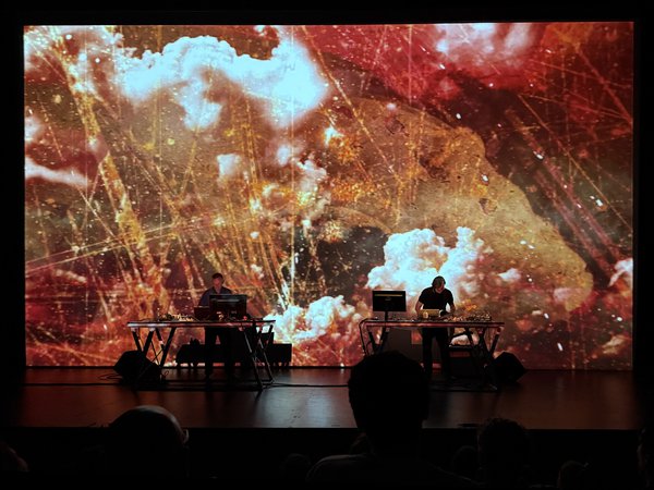 Fennesz & Lillevan